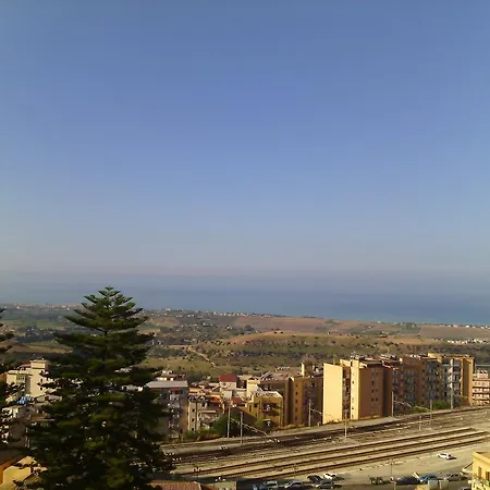 Bed & Breakfast Atenea 191
