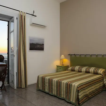 فندق مبيت وإفطار Atenea 191