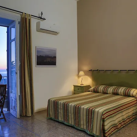 فندق مبيت وإفطار Atenea 191