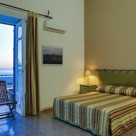 Atenea 191 فندق مبيت وإفطار