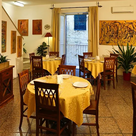 Bed & Breakfast Atenea 191 2*